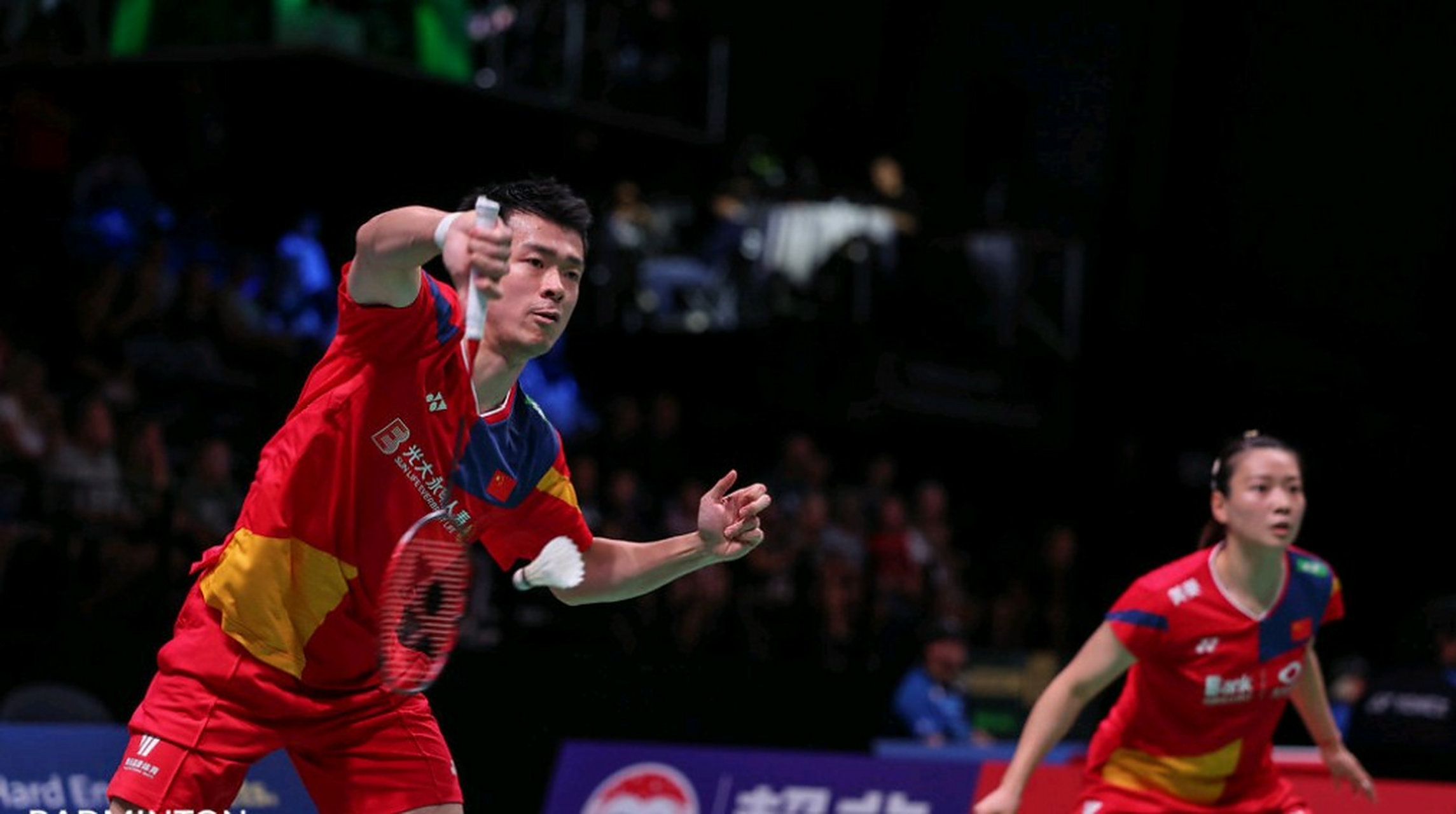 他选择让琼 他选择让琼