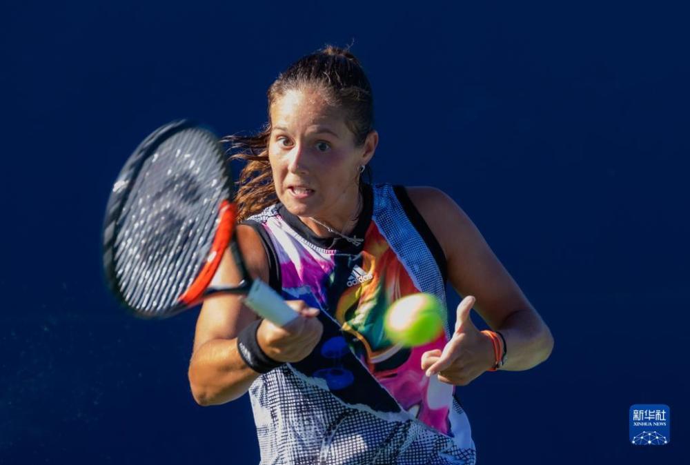 他经常参与 他经常参与